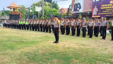 86 Personel Polres Buleleng naik pangkat. Mulai dari Pamen, Pama, hingga Bintara. Foto: Humas Polres Buleleng.